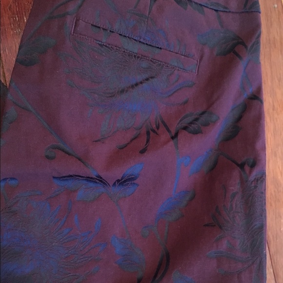Ann Taylor signature Floral Pants - Picture 2 of 5